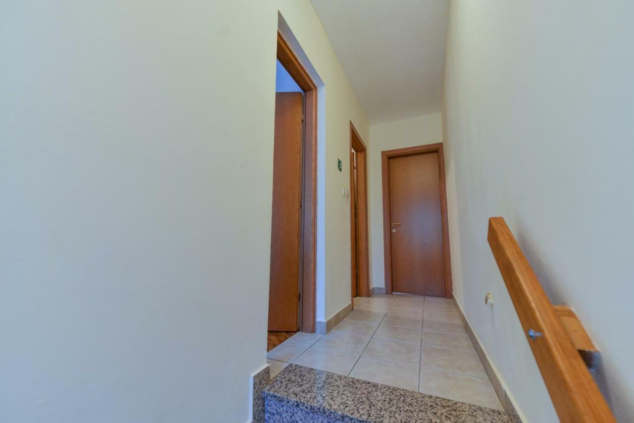 Lumbre Apartment Tar-Vabriga Εξωτερικό φωτογραφία